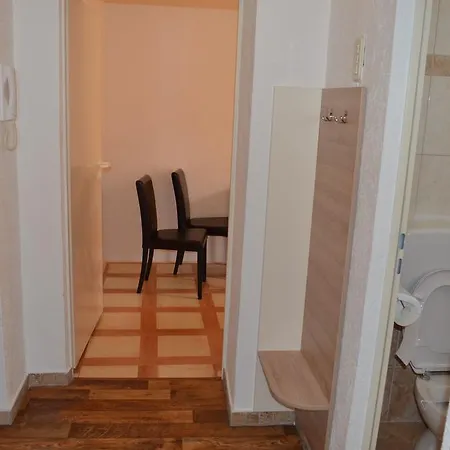 Apartment Downtown Osijek Room photo